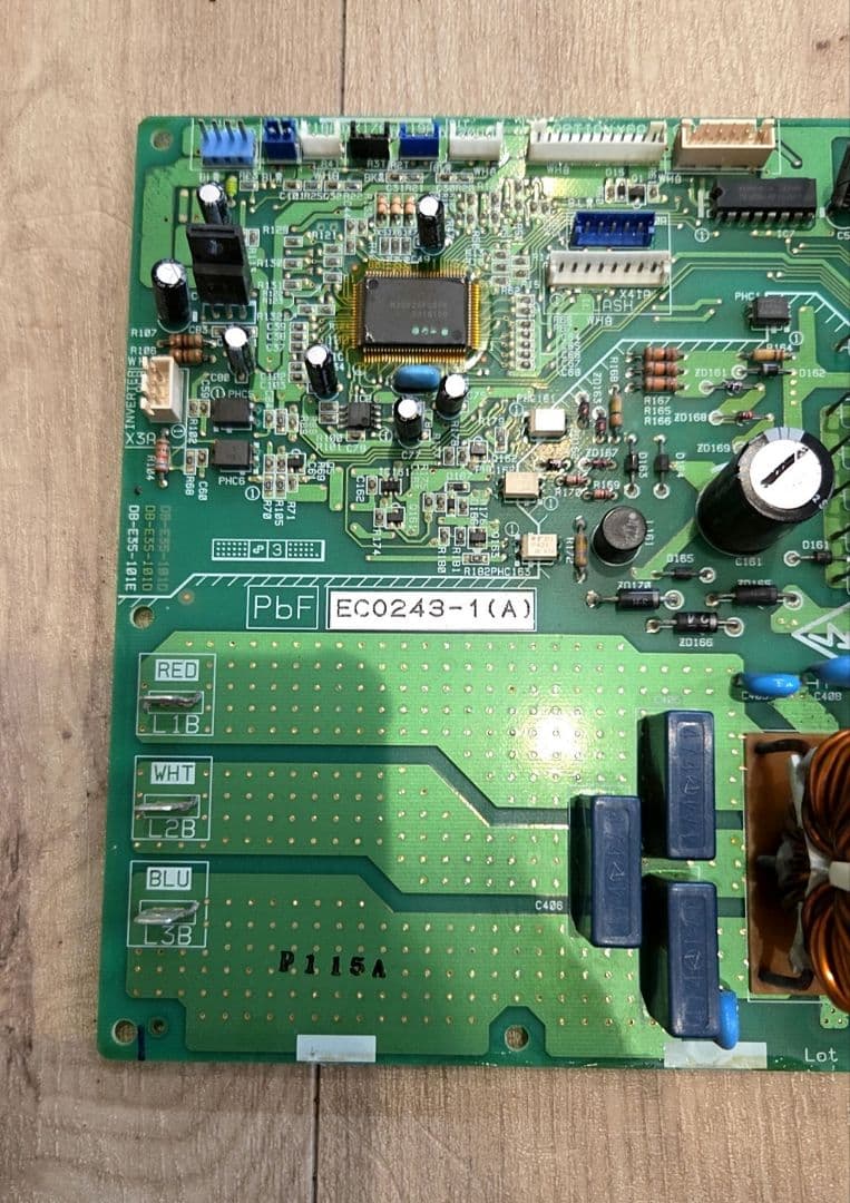 ダイキンパッケージエアコン室外機基盤　RZYP63PT