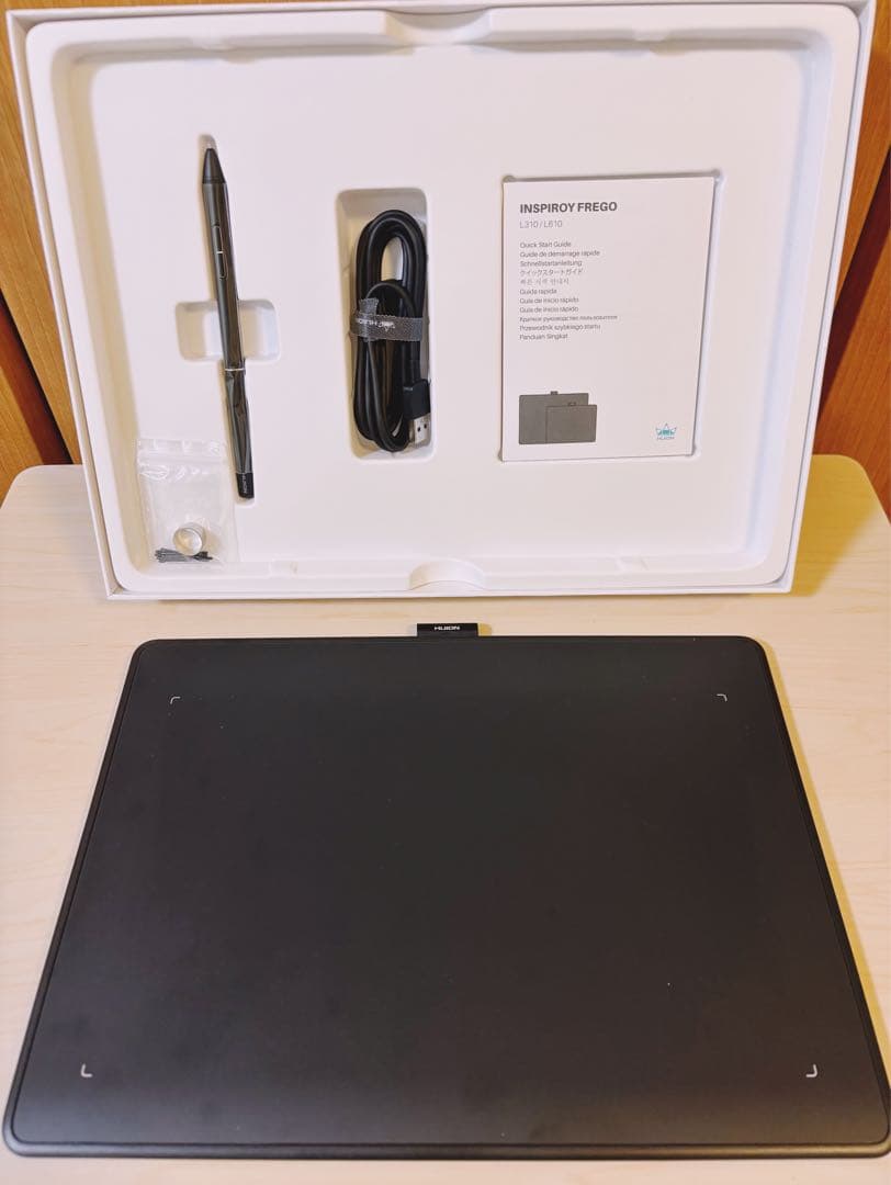 HUION INSPIROY FREGO Medium ペンタブレット