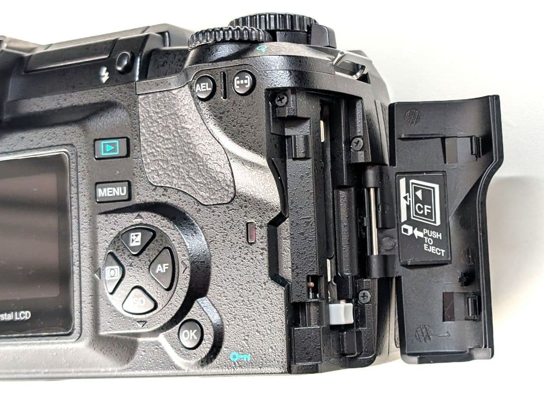 OLYMPUS E-300 レンズ付き ショット数少 Kodak CCD搭載