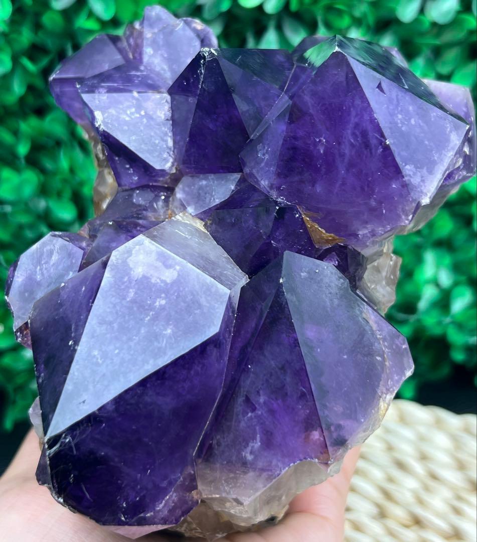 レア★コンゴ産アメジストクラスター　木台付き　大結晶 パワーストーン　浄化