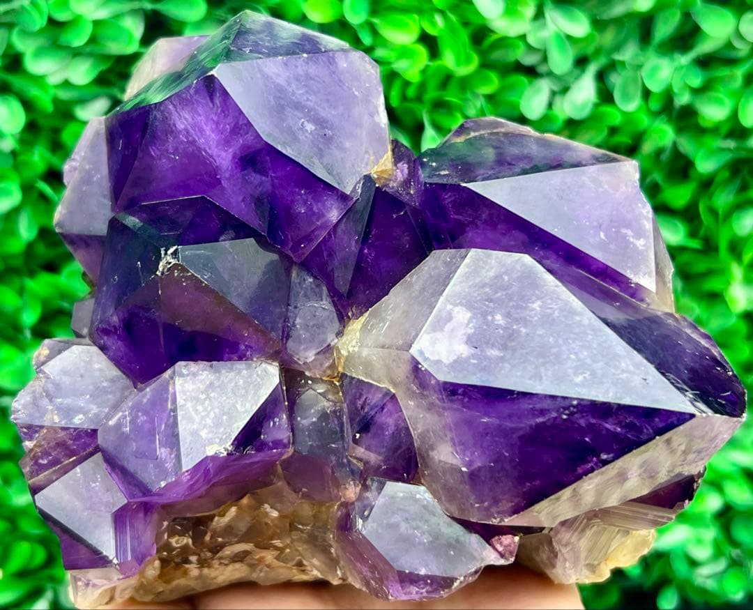 レア★コンゴ産アメジストクラスター　木台付き　大結晶 パワーストーン　浄化