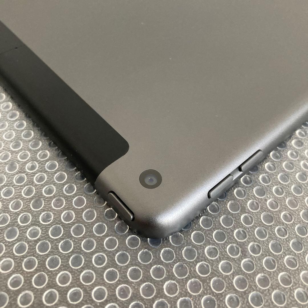 3729【早い者勝ち】電池ほぼ新品☆iPad8第8世代32GB SIMフリー☆