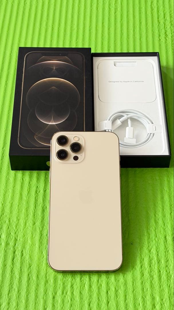 美品　iPhone12 Pro Max 128GB バッテリー92%