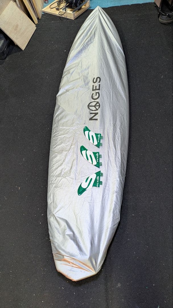 double bubbleサーフボード　7’2”