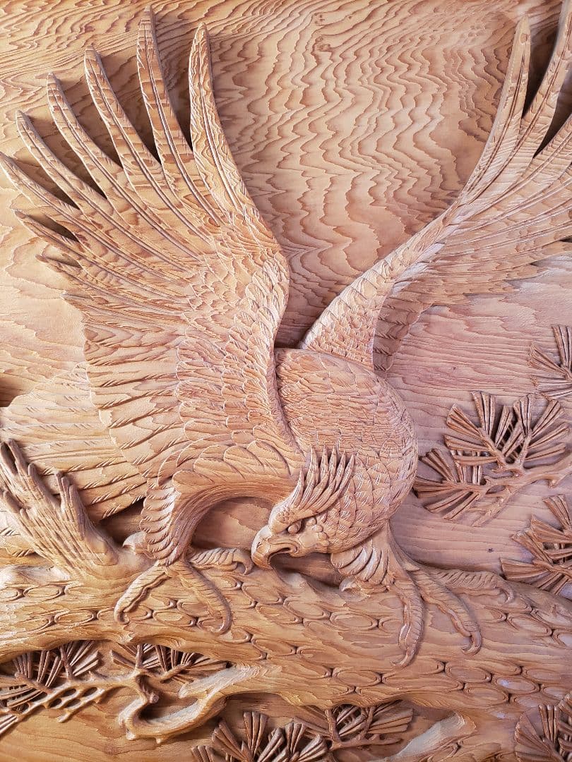 鷹の彫刻【額飾り、壁付け】