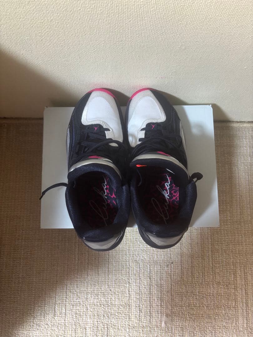 Jordan Luka 4 シューズ 黒/白/ピンク