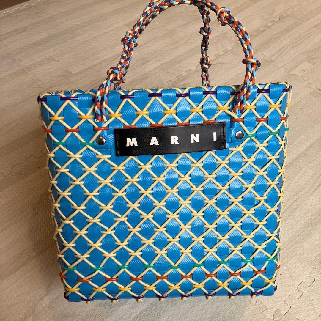 マルニマーケット カゴバッグ