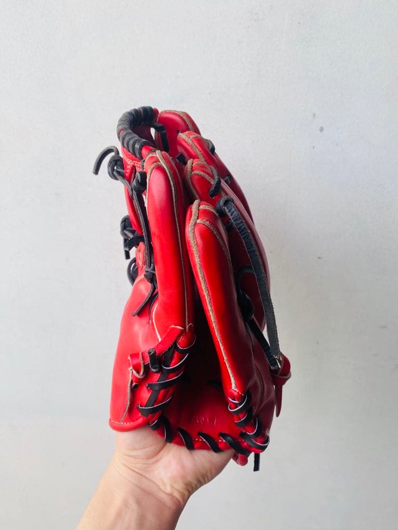 【最高級】ウィルソンスタッフ　硬式用グラブ　　　　　　（内野手用）