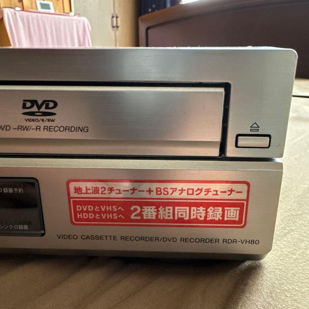 【中古】動品 SONY VHSビデオ一体型DVDレコーダー RDR-VH80