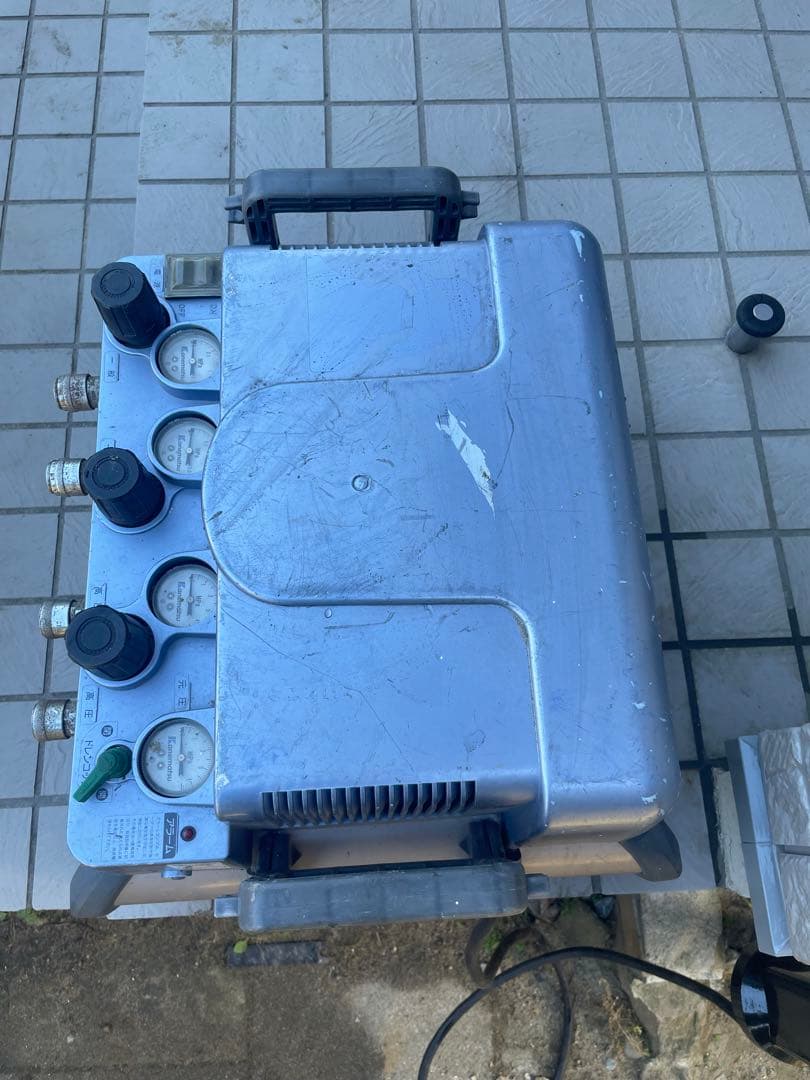 高圧コンプレッサー