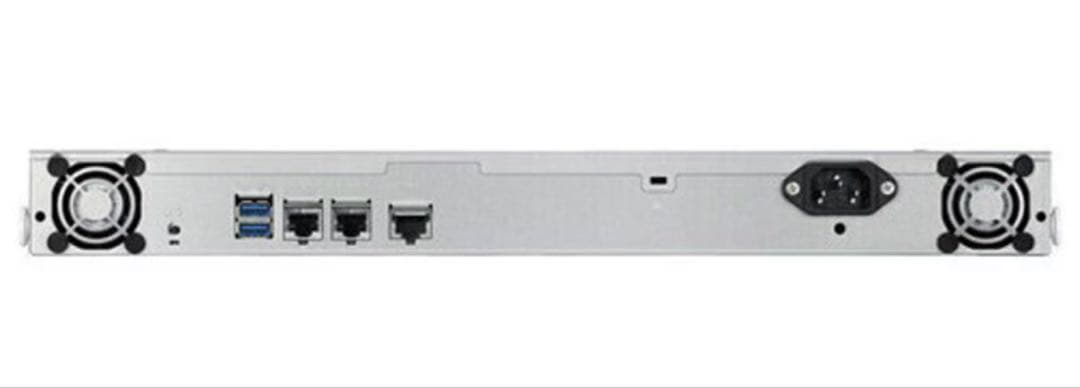 バッファローテラステーションts5420RN 4ドライブ　NAS12テラ