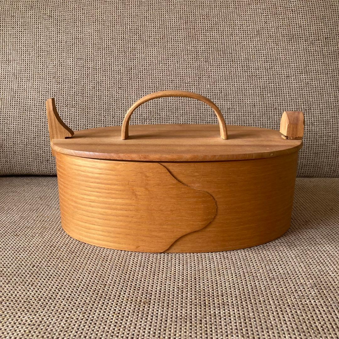 北欧アンティークSvepask(スヴェープアスク) スウェーデン仕掛け木箱