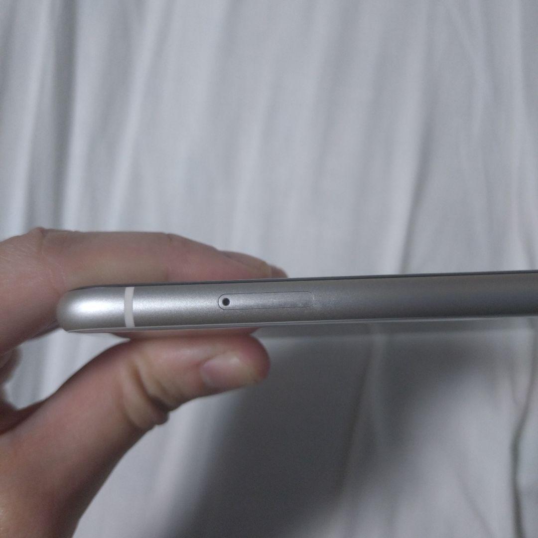 【美品】iPhone11 ホワイト　64GB・SIMフリー版