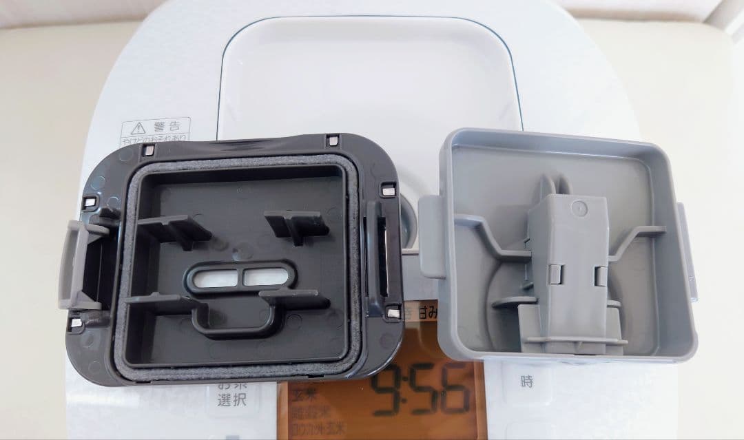 パナソニック IHジャー炊飯器　5.5合炊き SR-HB109 ダイヤモンド銅釜