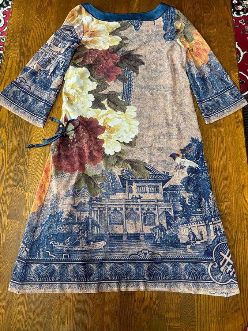 ヴィヴィアンタムワンピース