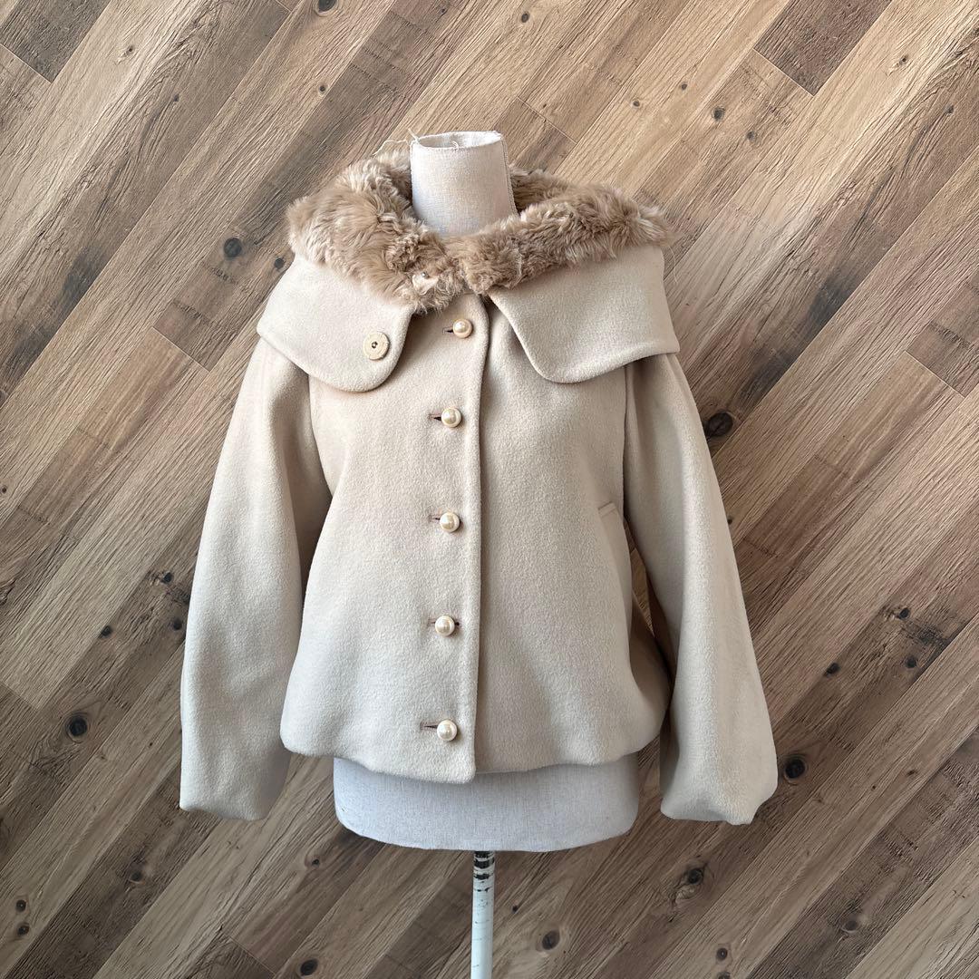 ★新品　フランシュリッペ　ファー　パールボタン　バルーン　ウール　マフマフコート
