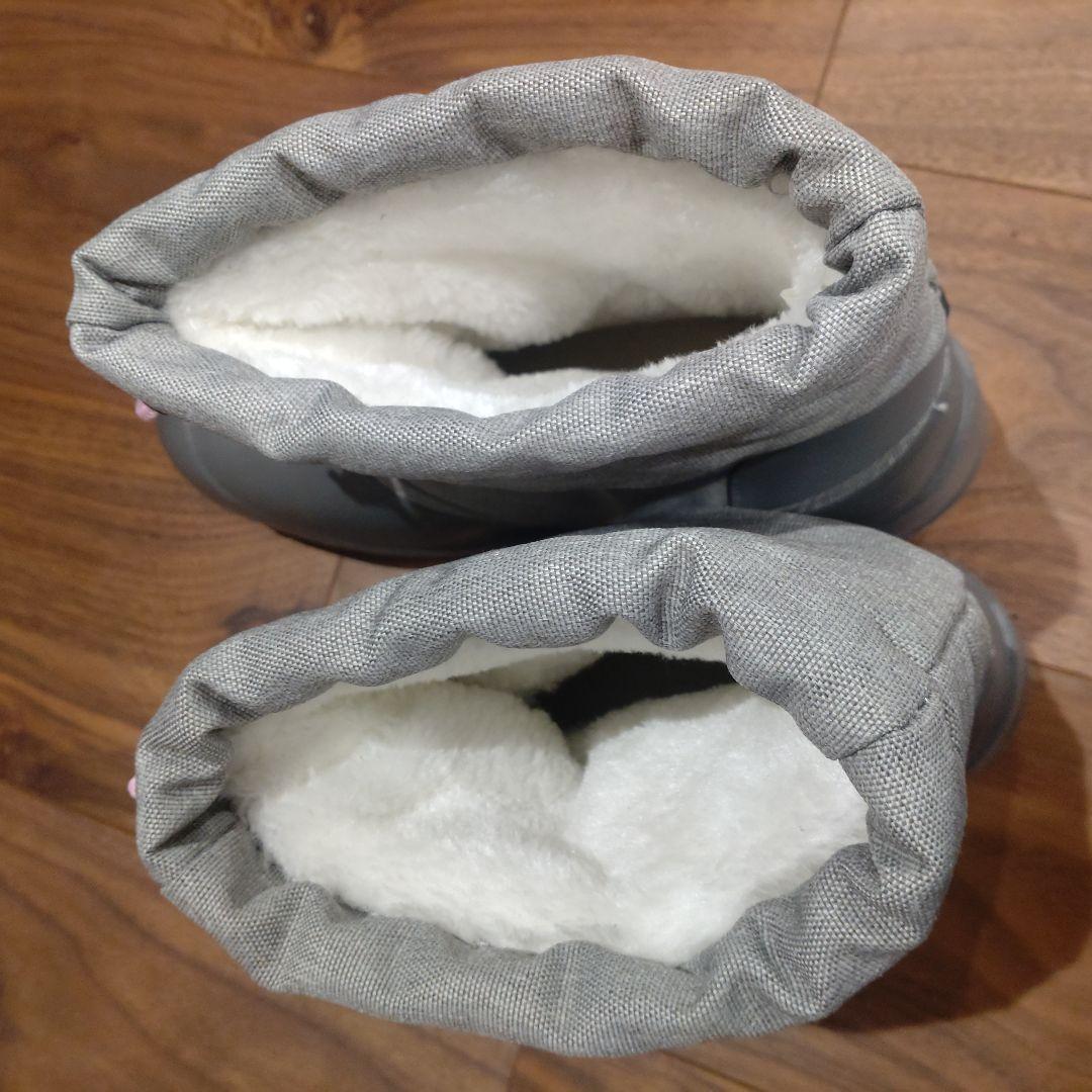 スキーウェアセット150センチ　ブーツ・手袋・ニット帽付き