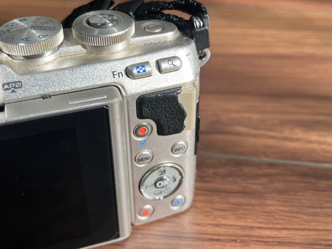 OLYMPUS オリンパス epl-7 オリンパスペンライト ジャンク