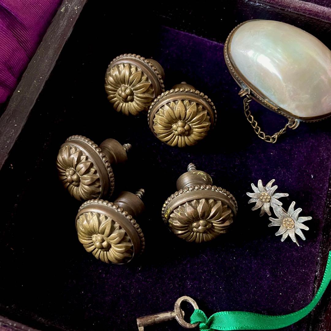 家具用真鍮装飾金具5個セット　19世紀　引き出し用取っ手　フランスアンティーク