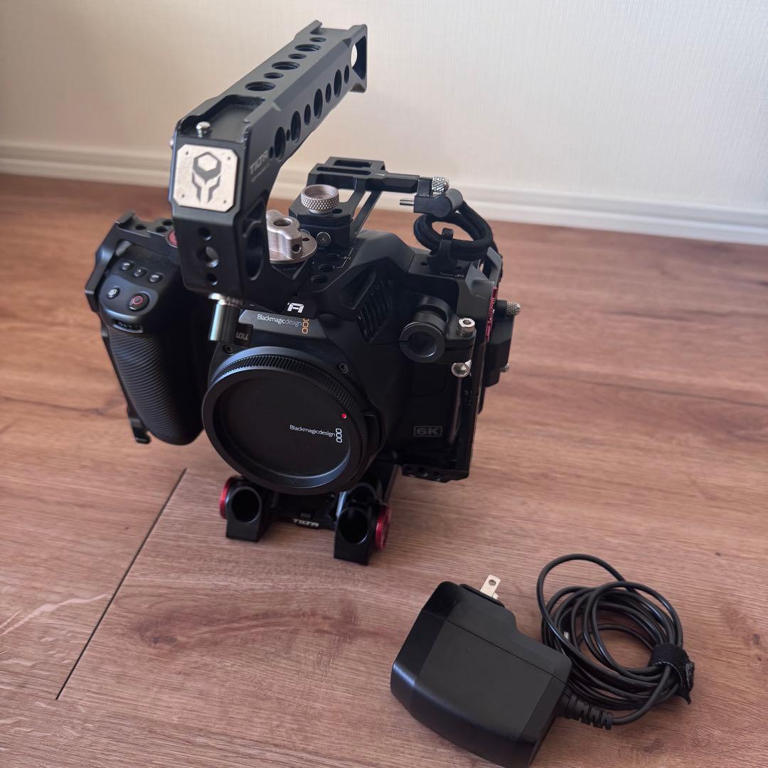 Blackmagic Design BMPCC6K PRO Tiltaケージ