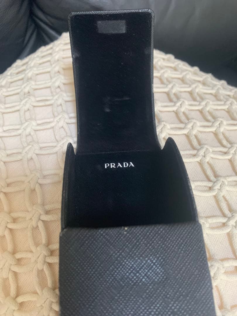 めるっぽ PRADA サングラス
