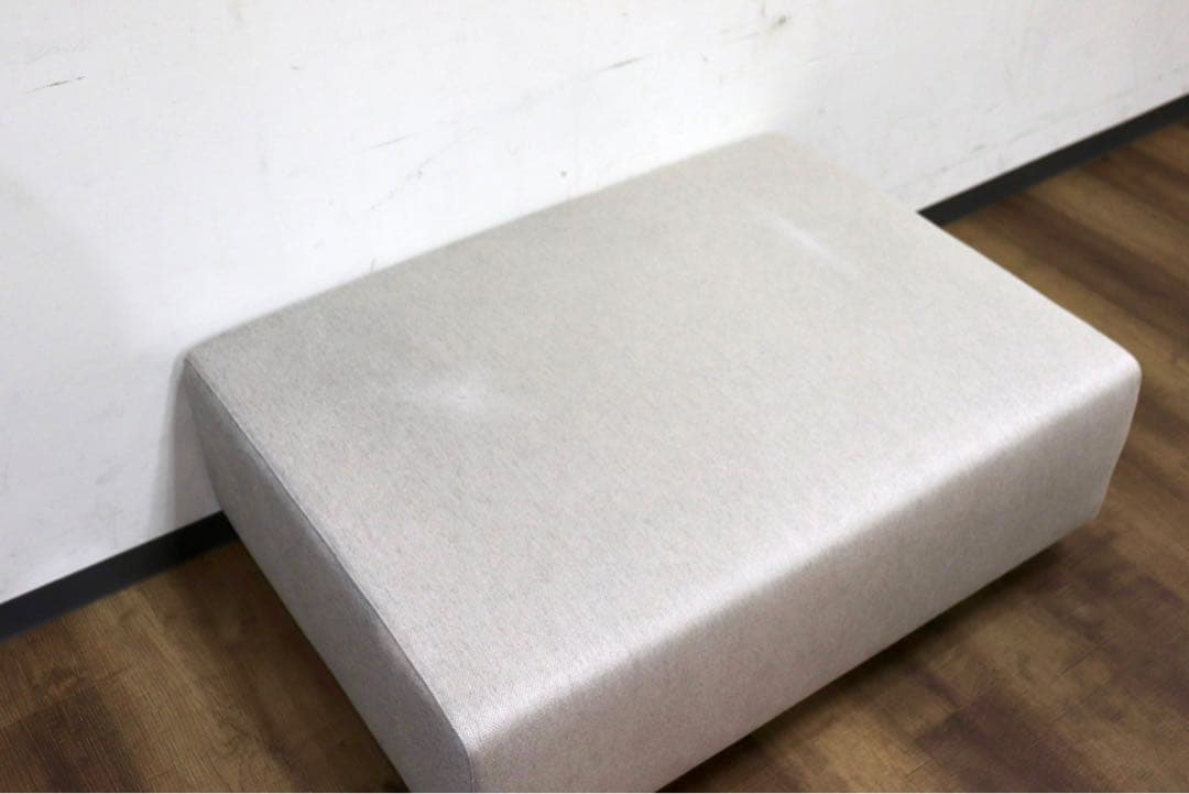 GMIH121C○cassina ix /イクスシー LIVING DIVANI