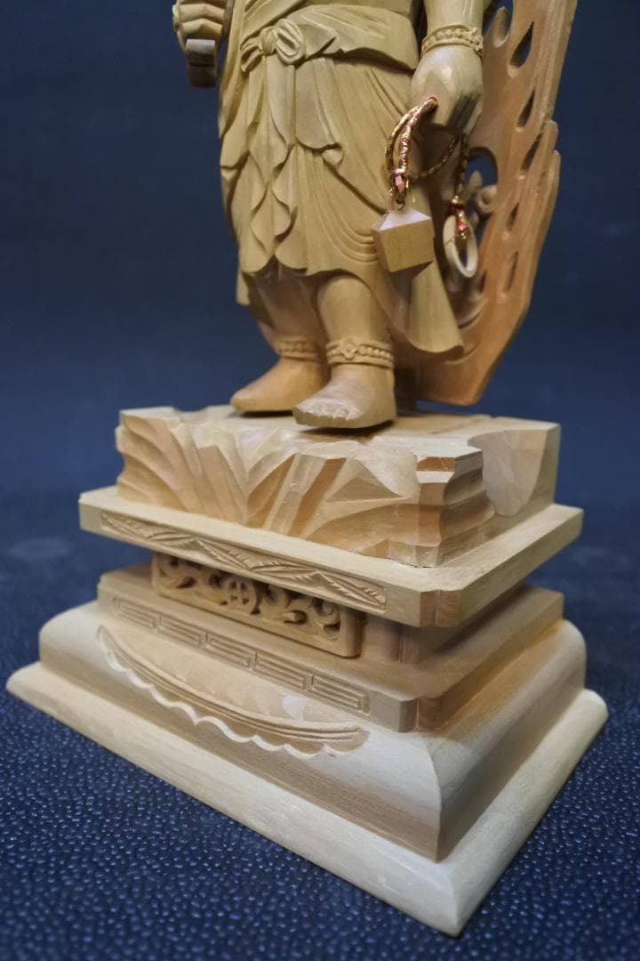 限定値下　【長期保管品】不動明王　4.5寸　白檀　仏像　木製　仏具　仏壇　506