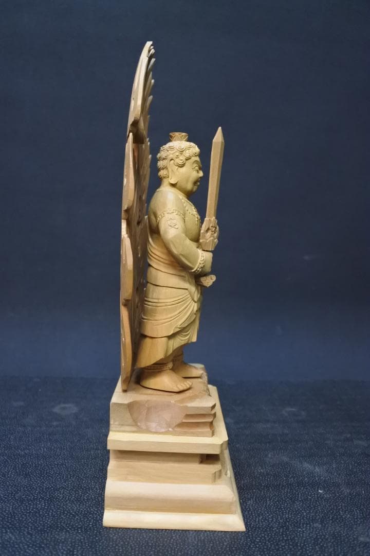 限定値下　【長期保管品】不動明王　4.5寸　白檀　仏像　木製　仏具　仏壇　506