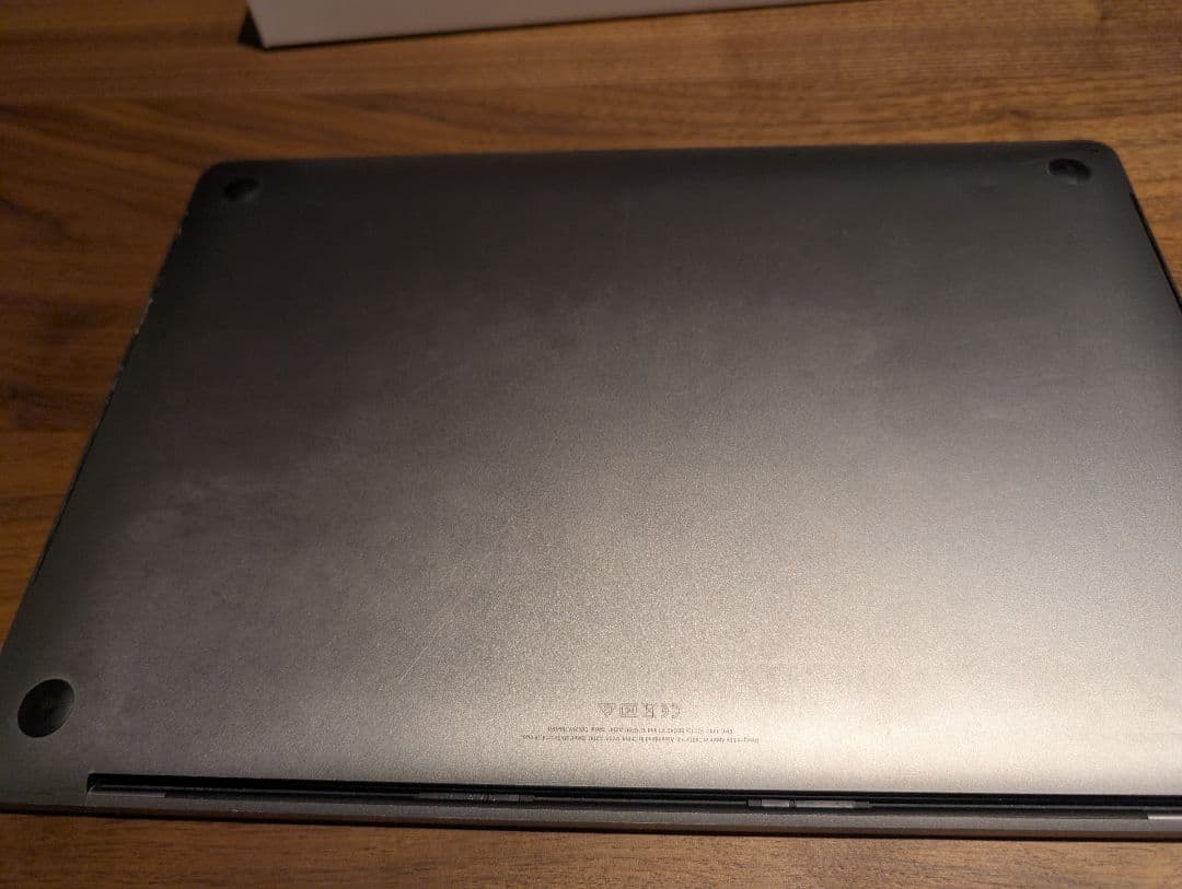 MacBook Pro 2019 16インチ i9 32GB/1TB US