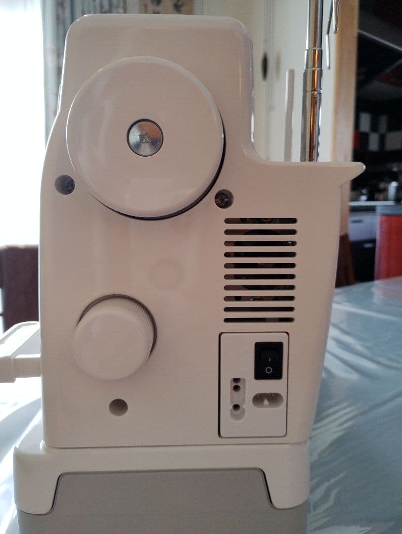 ジャノメ　職業用ミシン　厚物専用直線ミシン　HS-75DBL