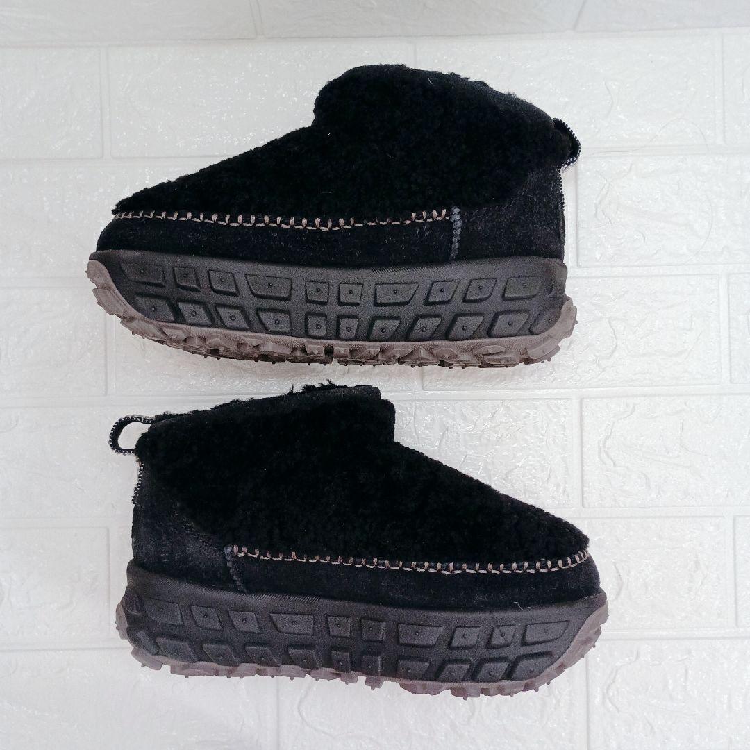 極美品 UGG アグ ベンチャーデイズ ウルトラミニ コージー 25.0 黒