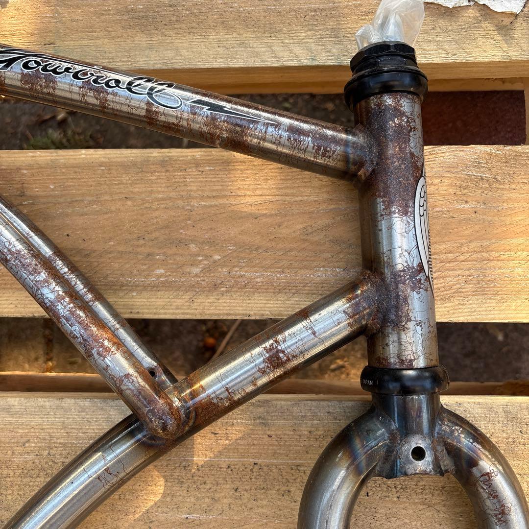 How I roll x T19 miniumピストフレーム トムソン付属