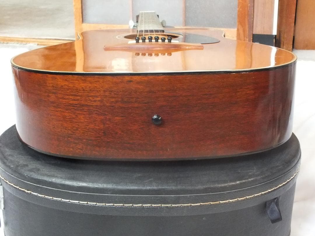 YAMAHA（ヤマハ）FG-180 赤ラベル