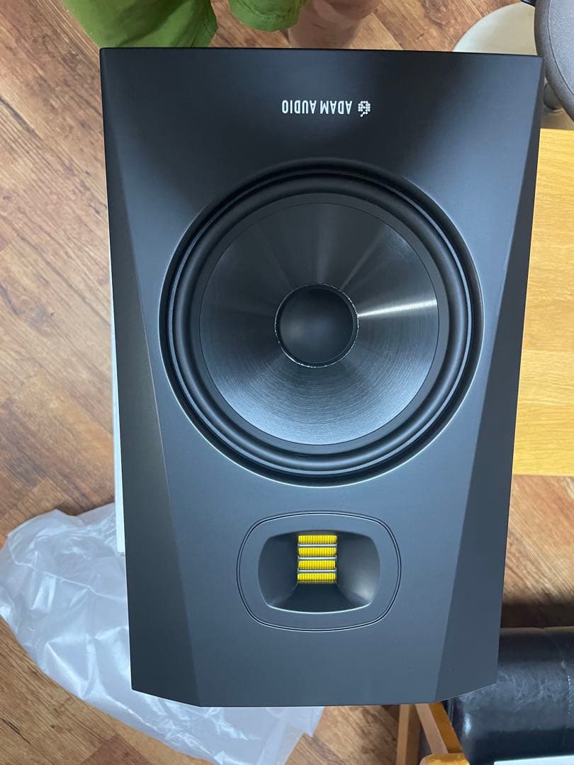 ADAM AUDIO T8V アクティブモニタースピーカー　2台