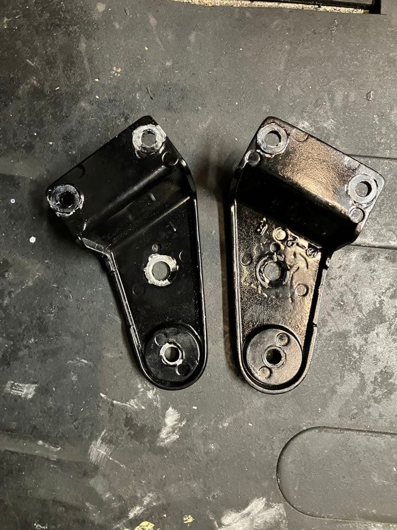 ゼファー400 純正ヘッドライトステー