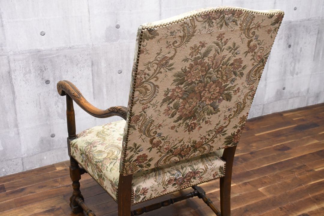 EIC27 英国アンティーク アームチェア オーク無垢材 ゴブラン張り 単鋲打ち