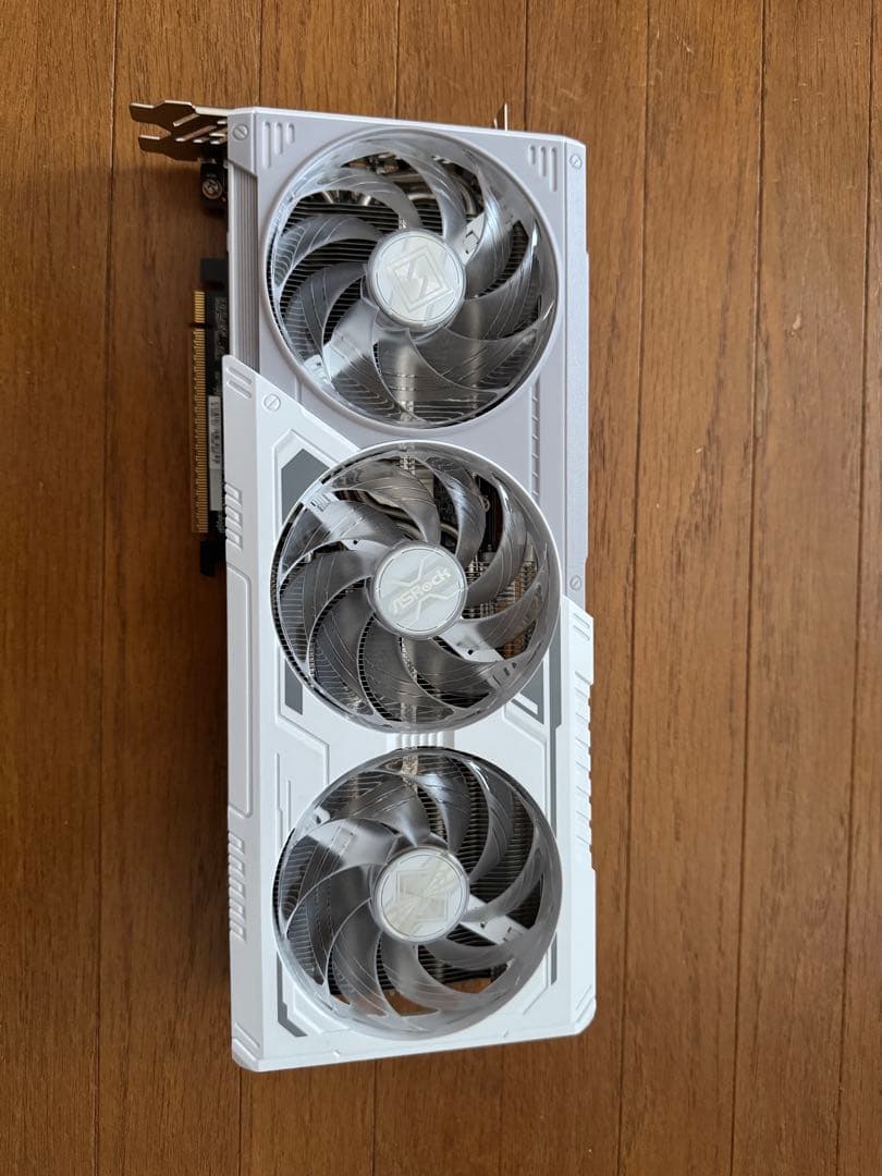 ASRock Radeon RX 9070 16GB グラフィックカード