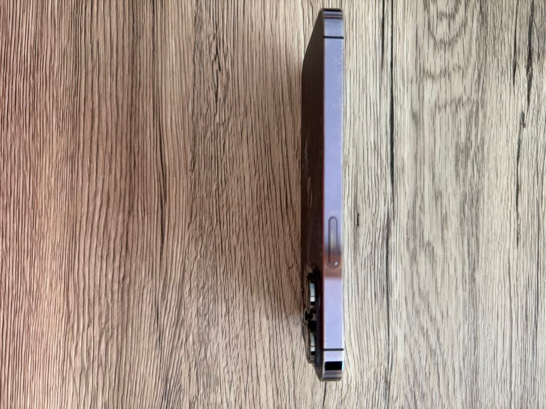 S*o様 iPhone 14 Pro 256GB ディープパープル　背面割れ　ジ