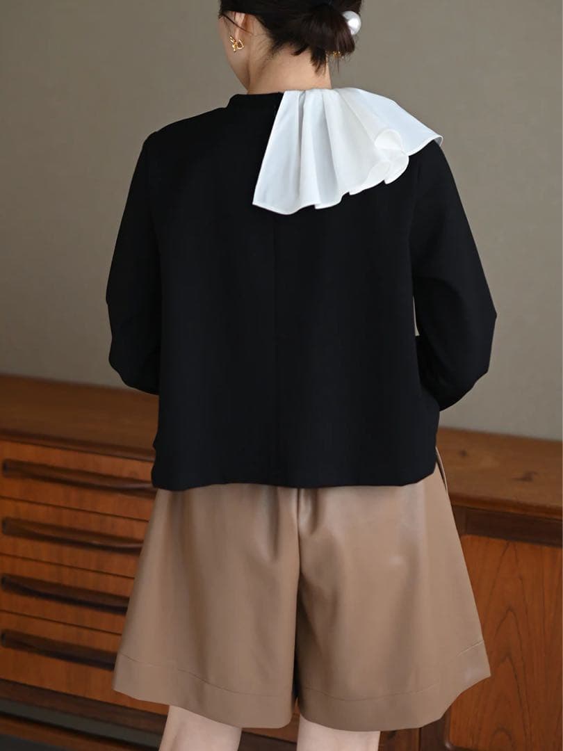 トレフル　2wayフリルトップス