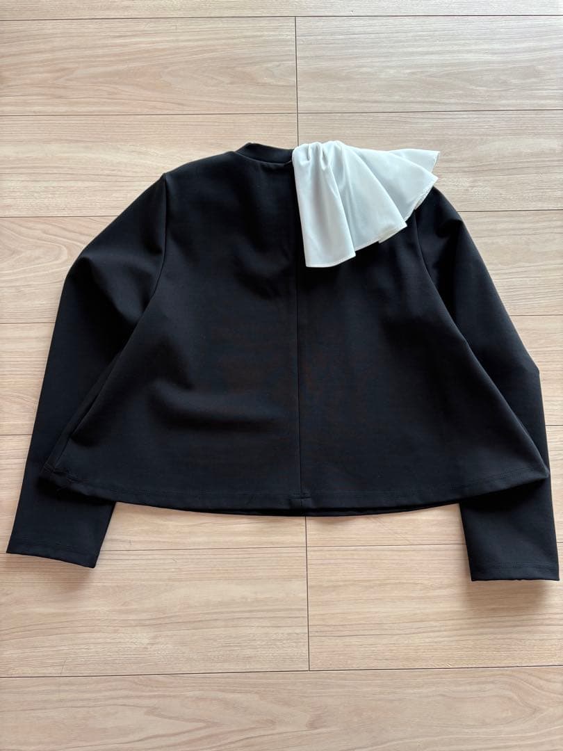 トレフル　2wayフリルトップス