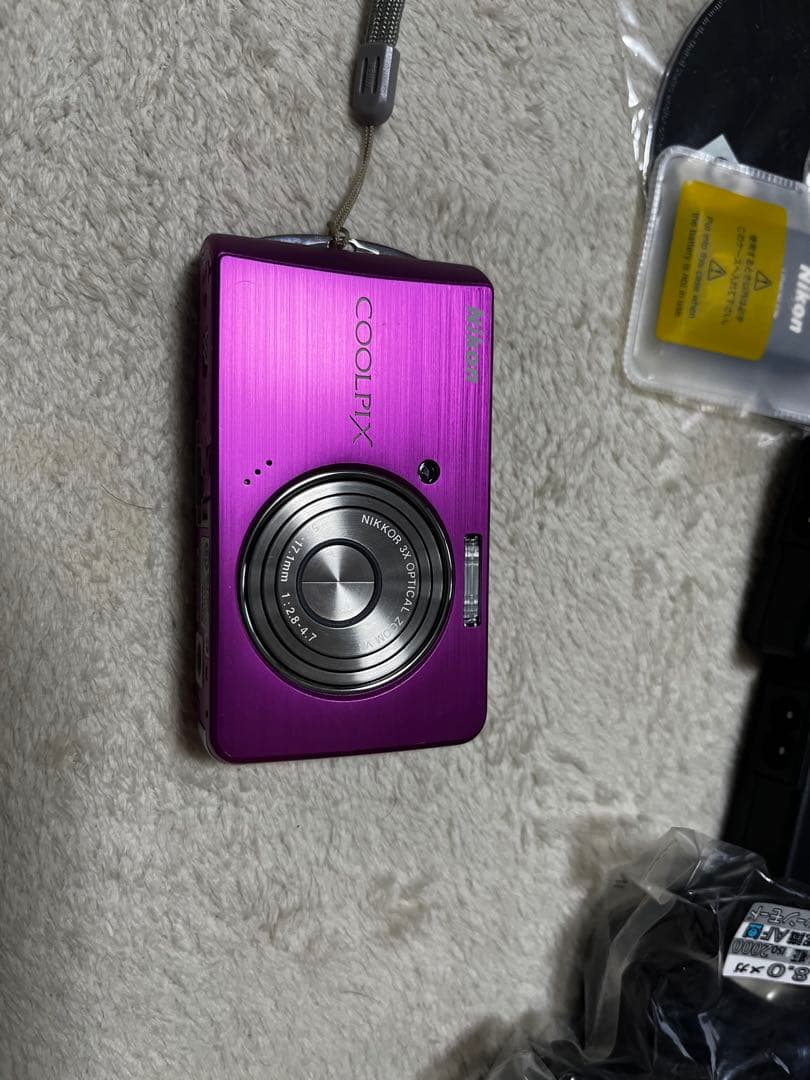 デジタルカメラ Nikon COOLPIX s520