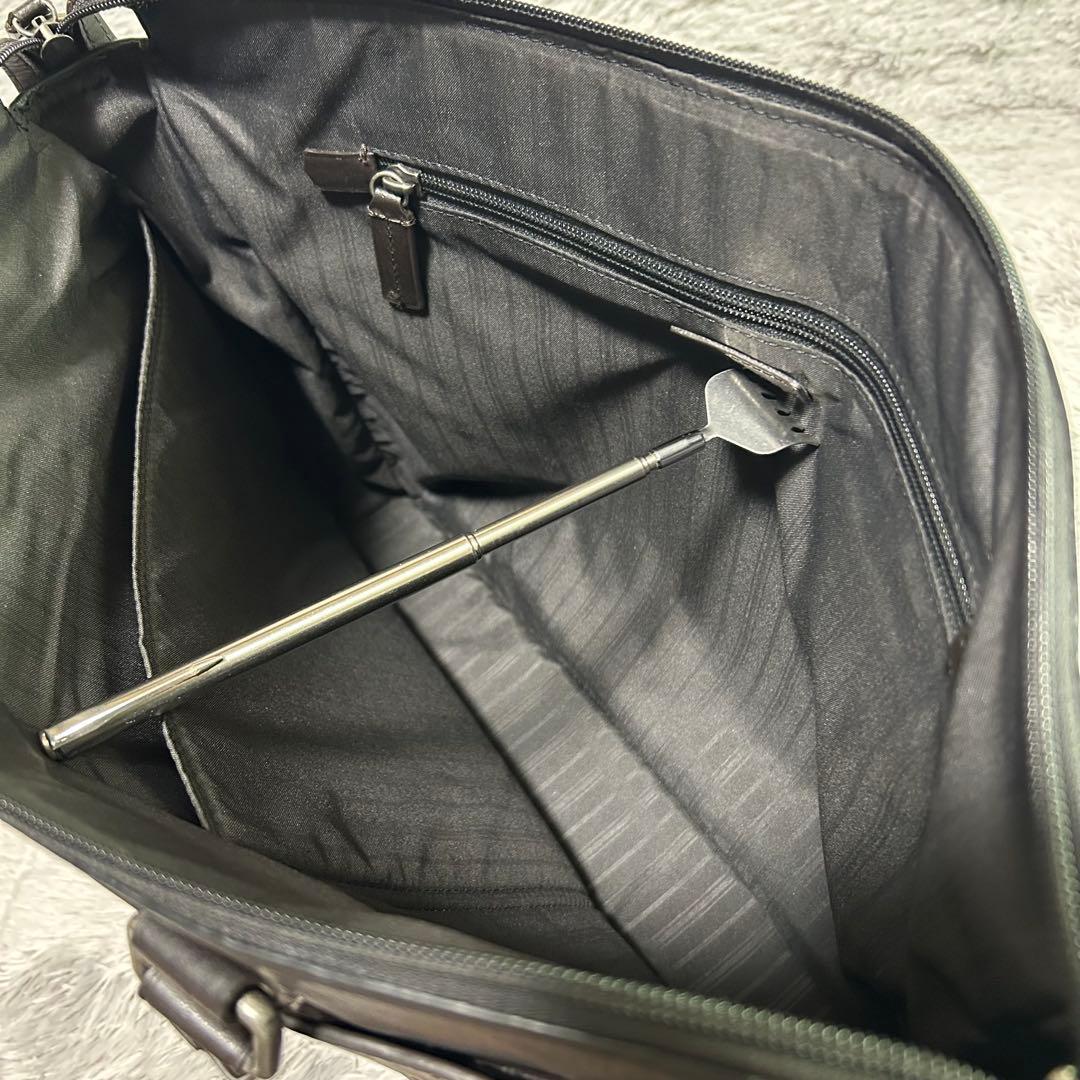 TUMI トゥミ オールレザー ビジネスバッグ 69717 ブリーフケース　本革