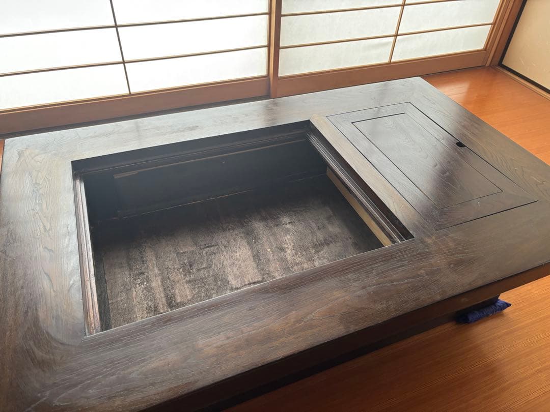囲炉裏付き木製ちゃぶ台
