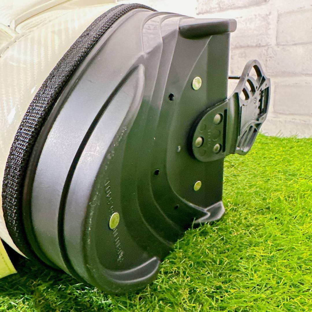 未使用　ポルシェ　キャディバッグ エナメル　スタンド式　 ホワイト スポーティ