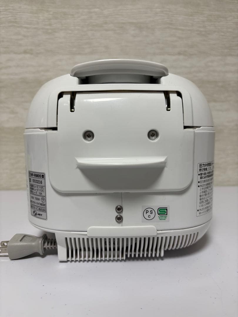 象印IH炊飯ジャー「極め炊き 3合NP-RM05」2021年製