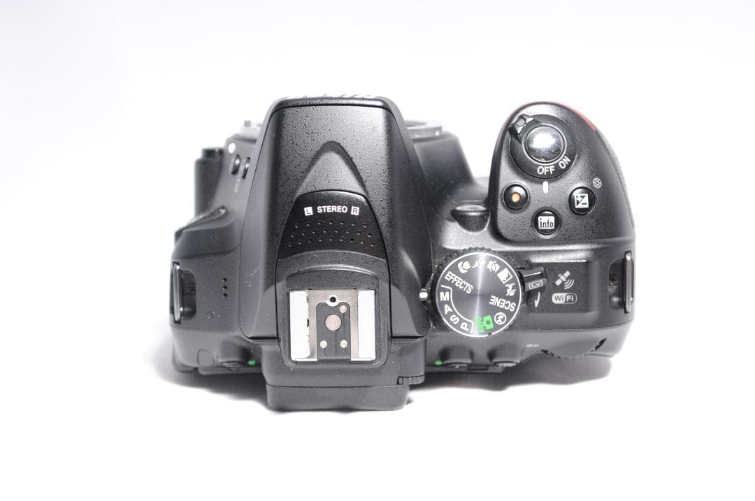 Nikon D5300✨ショット数少 一眼レフカメラ Wi-Fi ダブルレンズ