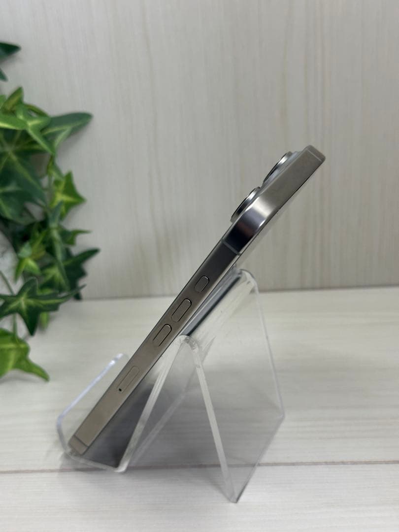 ✅✨美品✨iPhone16 pro 256GB❣️100%・充電13回