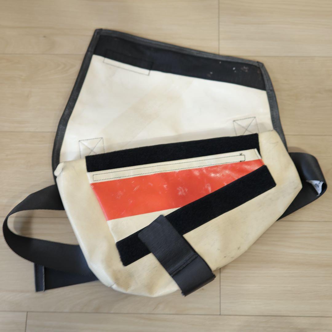 FREITAG メッセンジャーバッグ(おそらくナイトライダー) 【自転車取付】