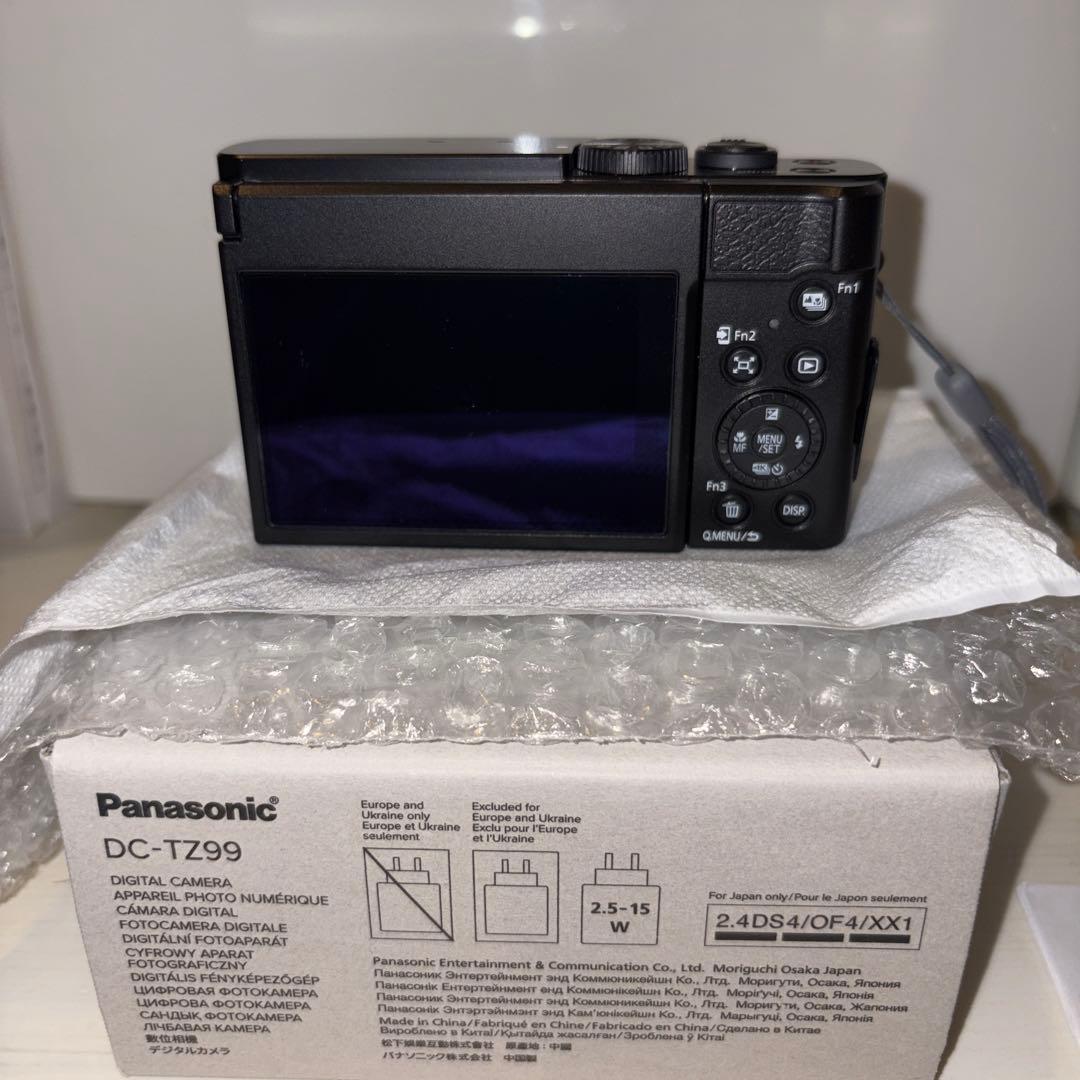 美品　Panasonic LUMIX TZ99 コンパクトデジタルカメラ