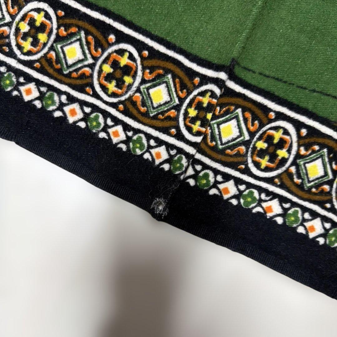 ビリヤードをする犬　壁掛け　タペストリー　94x143